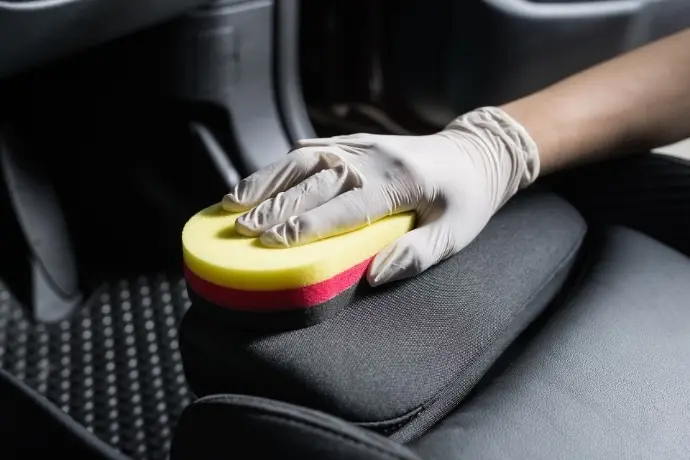 Nettoyage intérieur de voiture à domicile dans l’Hérault